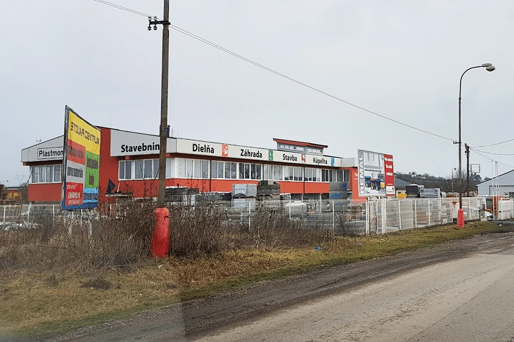 Plastmont
