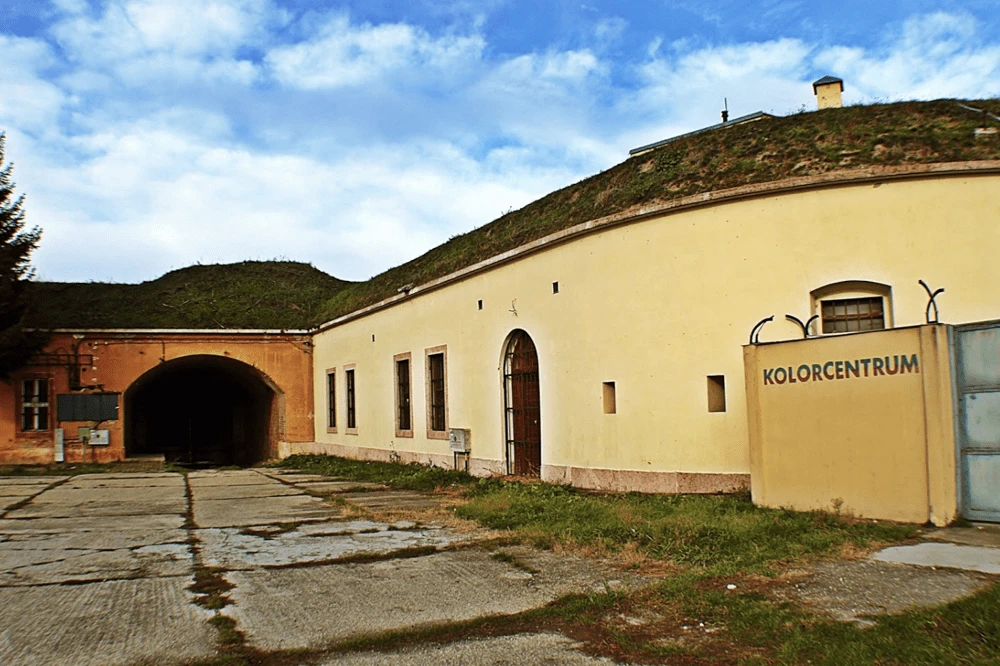 KOLORCENTRUM - Komárno