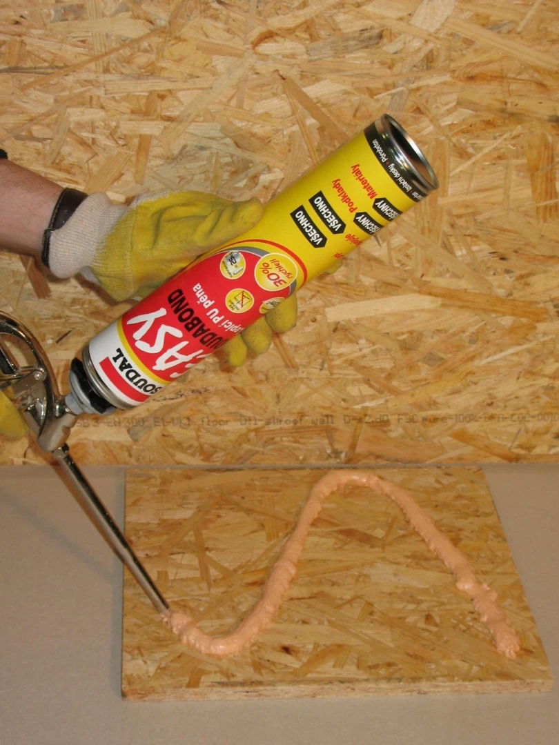 SOUDAL Soudabond Easy pena pištoľová